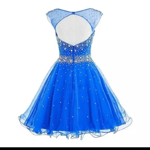 Crystal Prom Dresses 2019 - Picture 2 of 6